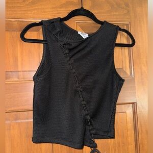 Lace front black top